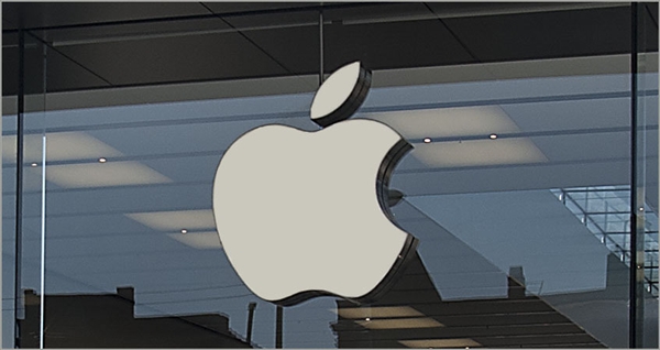 最强苹果手机媒体管家！iPhone 15 Pro Max镜头位置变了