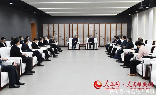 张国华与中国中化董事长李凡荣一行举行工作座谈 张国华与中国中化董事长李凡荣一行举行工作座谈