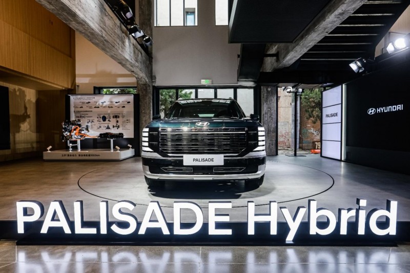 为家庭而来,新一代帕里斯帝将于成都车展开启预售(图2) 为家庭而来,新一代帕里斯帝将于成都车展开启预售(图2)