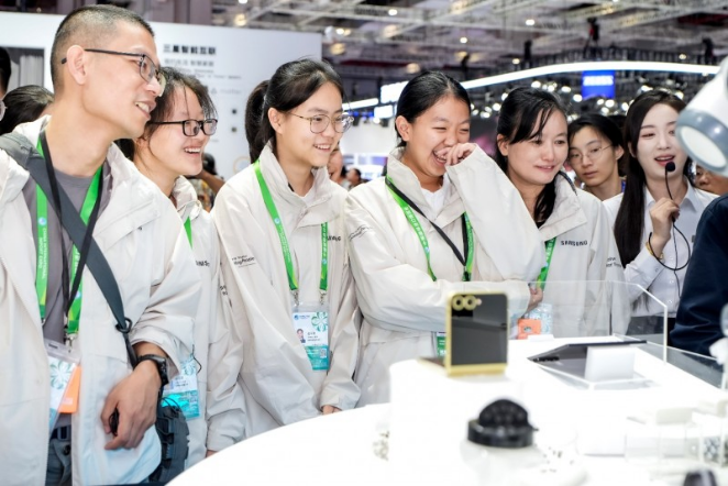 BZxYtN6D5nNYcUd1.png image.png