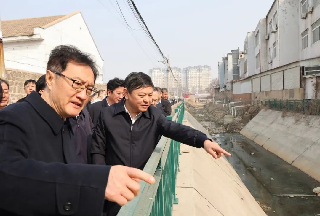 不打招呼，部长直奔现场调研，发现了问题……