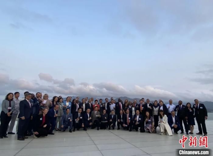 “投资中国就是选择未来”!外国驻港总领事这样说…… “投资中国就是选择未来”!外国驻港总领事这样说……